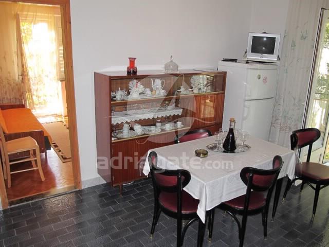 Apartments Mate Baška Voda Habitación foto